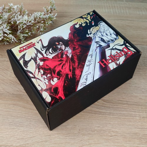 Коробка стандарт Hellsing 01 с наклейкой 24х17х10см - фото 1